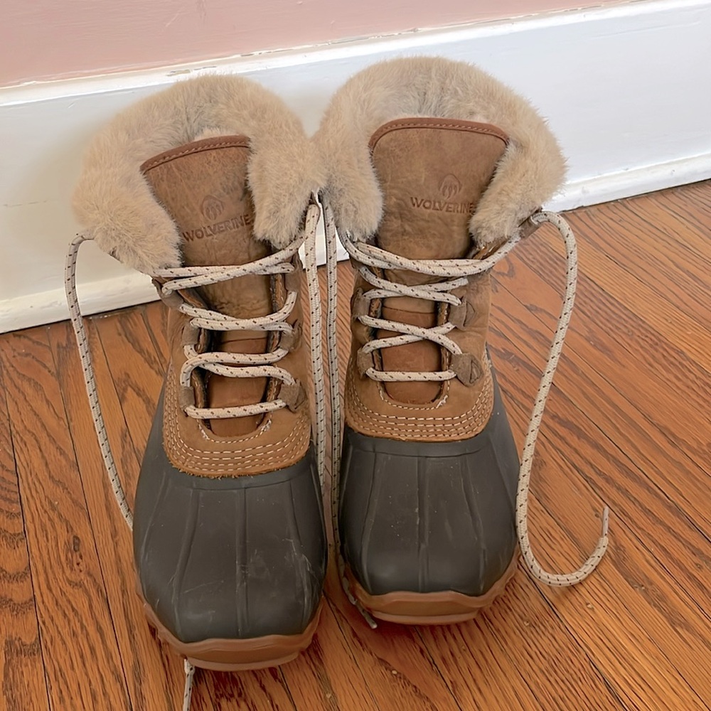Leather Wolverine Winterboots Women’s Sz 7, Fleece and Faux Furr Lined